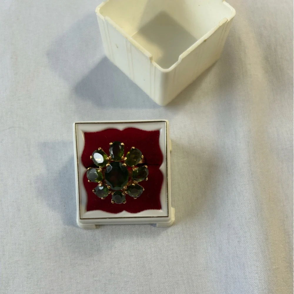 Vintage 60’s Elegant Gold Gemstone Ring - Picture 2 of 4